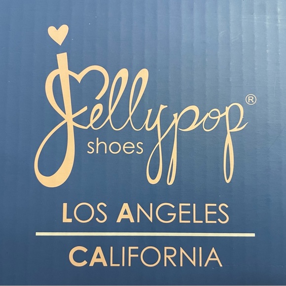 Rustic Taupe Round Toe Leather Boots- NIB - Picture 2 of 6